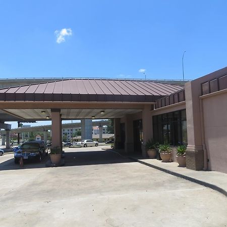 University Inn Austin North Exteriör bild